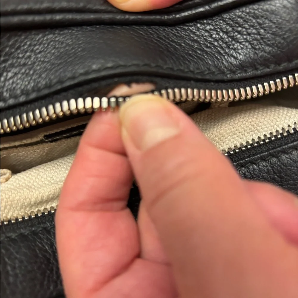 Gucci Black Leather Crossbody Bag - Picture 16 of 16